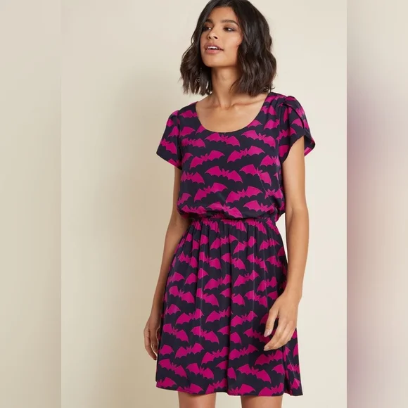 ModCloth/Peach Love California Oh My Gosh Purple Bats A-Line Dress Size M - Picture 2 of 10